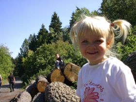Marie und Timmi im Westerwald
